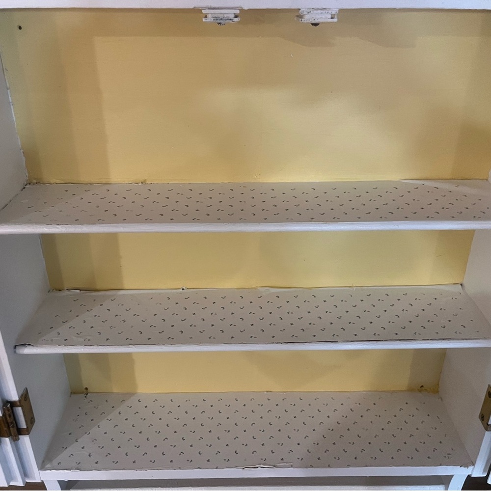 Vintage Wall Mount Spice Rack w Brass Hardware - Picture 6 of 15